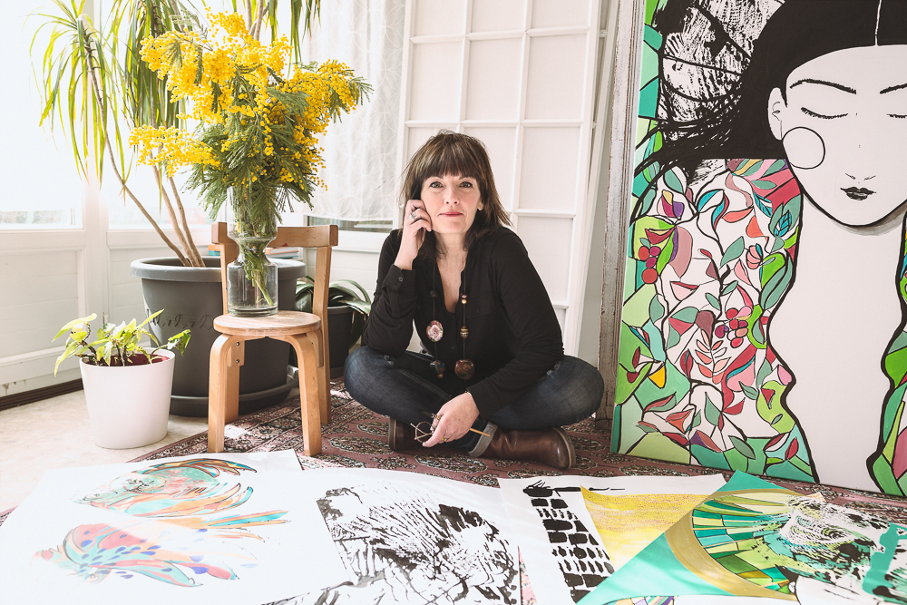 Cécile Barrial - Portrait Session Dowell Farm and Gardens Brochure